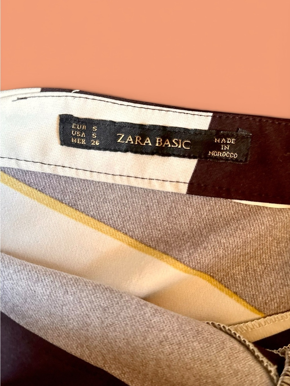 Zara Black Mini Skirt with White and Yellow Graphic Panels - Picture 2 of 3